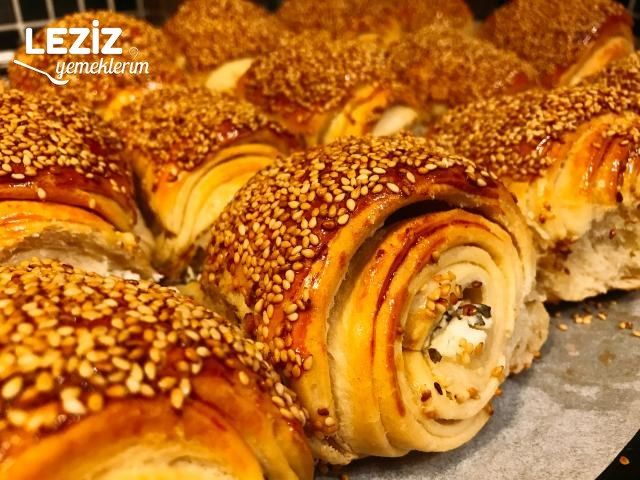 Susamlı Peynirli Rulo Poğaça (Simit Tadında)