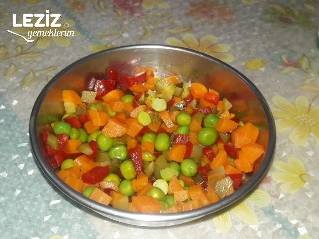 Amerikan Salatası Tarifi