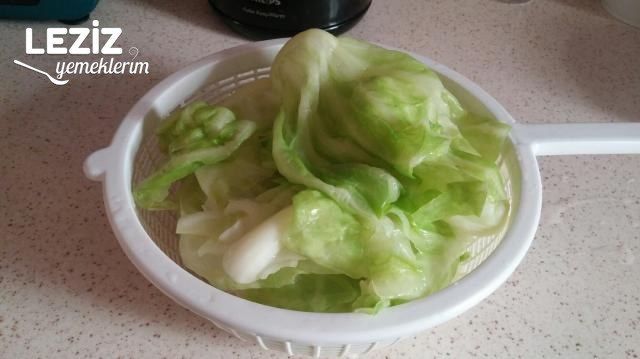 Nefis Kıymalı Lahana Sarması Tarifi