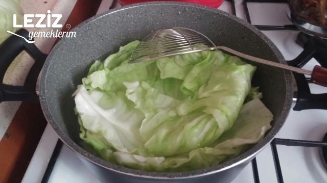 Nefis Kıymalı Lahana Sarması Tarifi