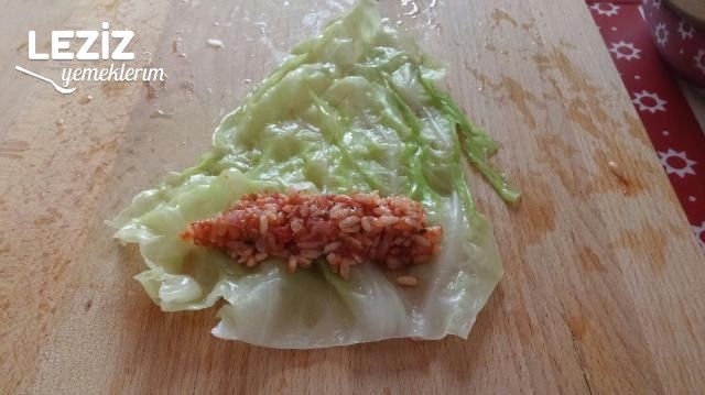 Nefis Kıymalı Lahana Sarması Tarifi
