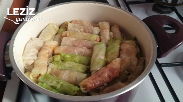 Nefis Kıymalı Lahana Sarması Tarifi