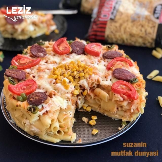 Makarna Pizzası