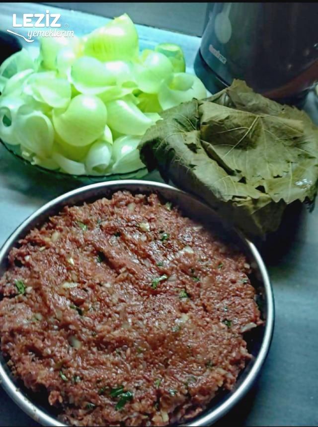 Soğan Dolması Nasıl Yapılır