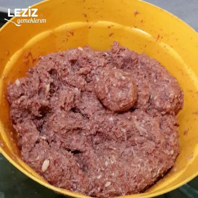 Kaşarlı Nefis Mi Nefis Fırında Köfte