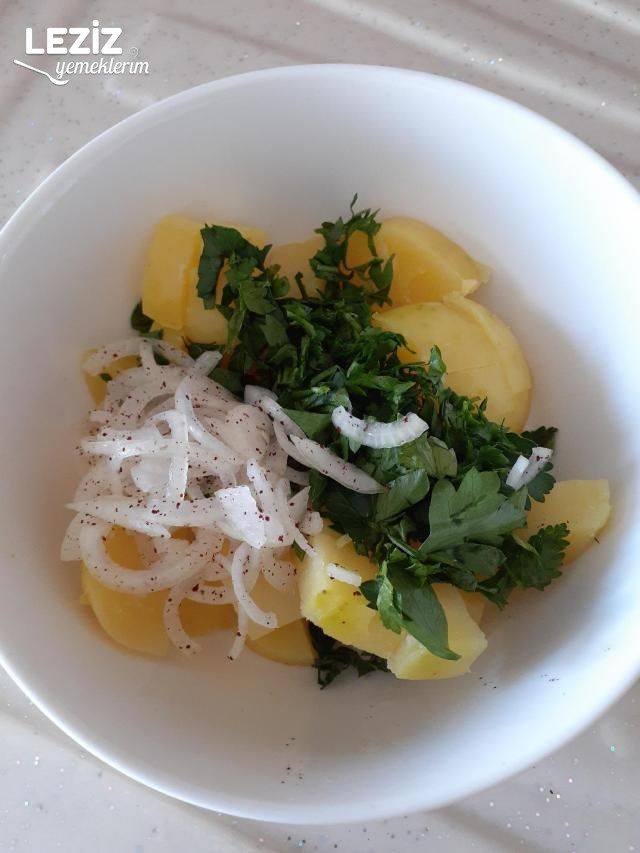 Pratik Patates Salatası