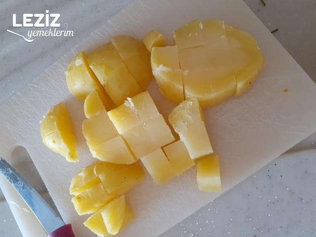 Pratik Patates Salatası