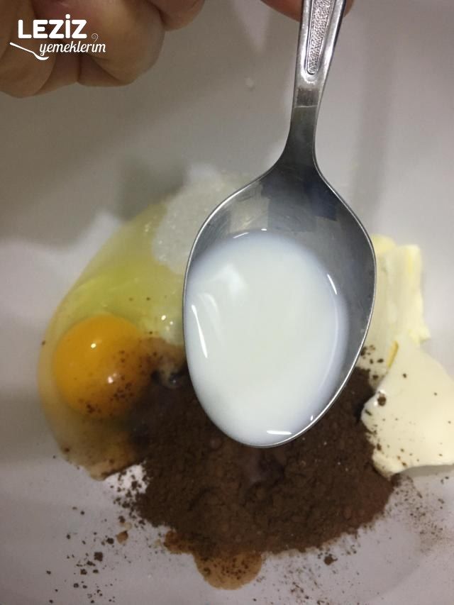 Nefis Kakaolu Çatlak Kurabiye Tarifi