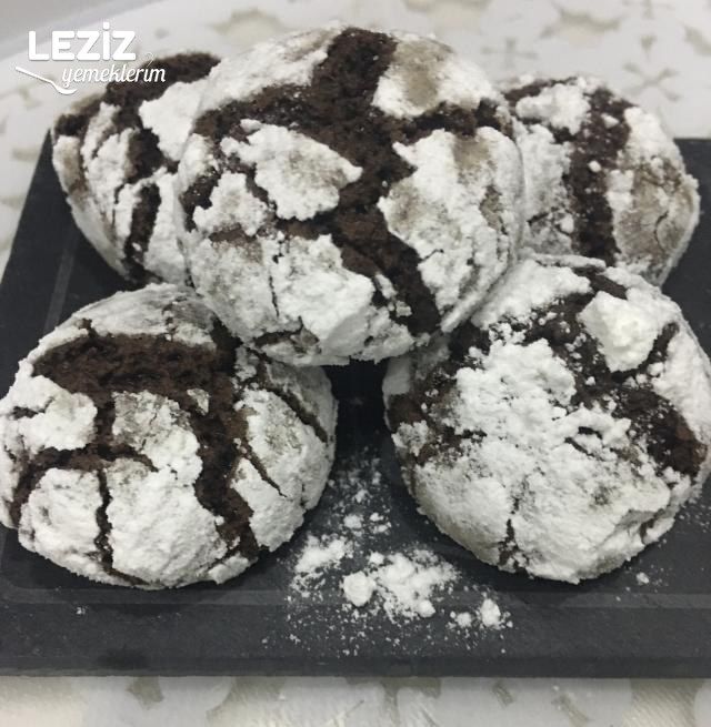 Nefis Kakaolu Çatlak Kurabiye Tarifi