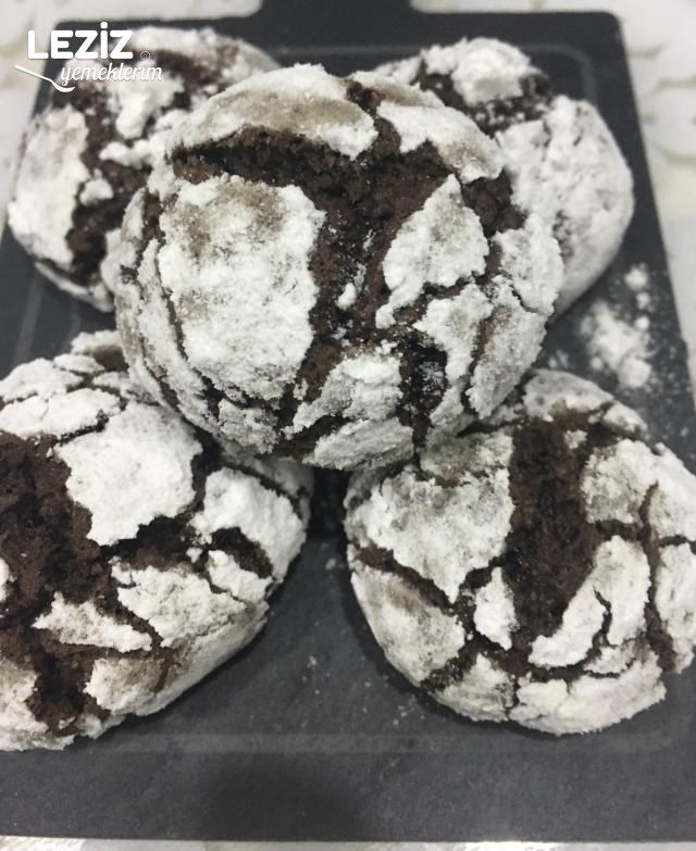 Nefis Kakaolu Çatlak Kurabiye Tarifi