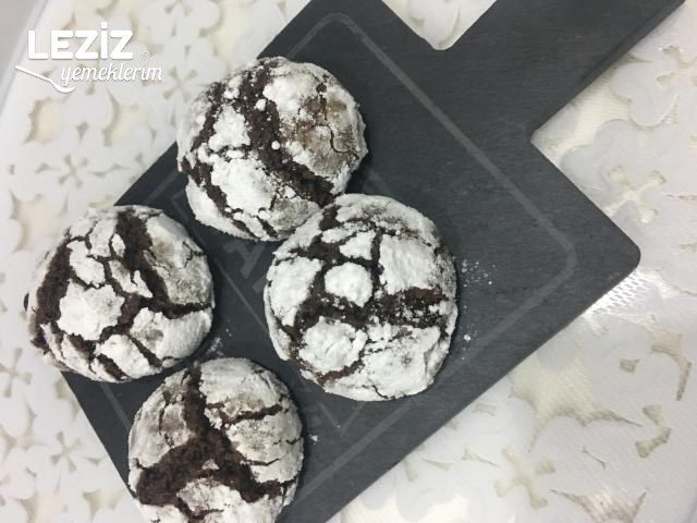 Nefis Kakaolu Çatlak Kurabiye Tarifi