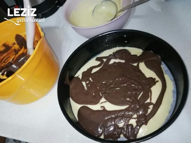 Zebra (Ebruli) Kek Nasıl Yapılır