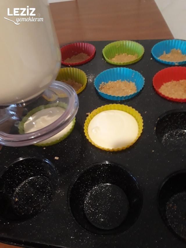 Süzme Yoğurtlu Frambuazlı Cheesecake