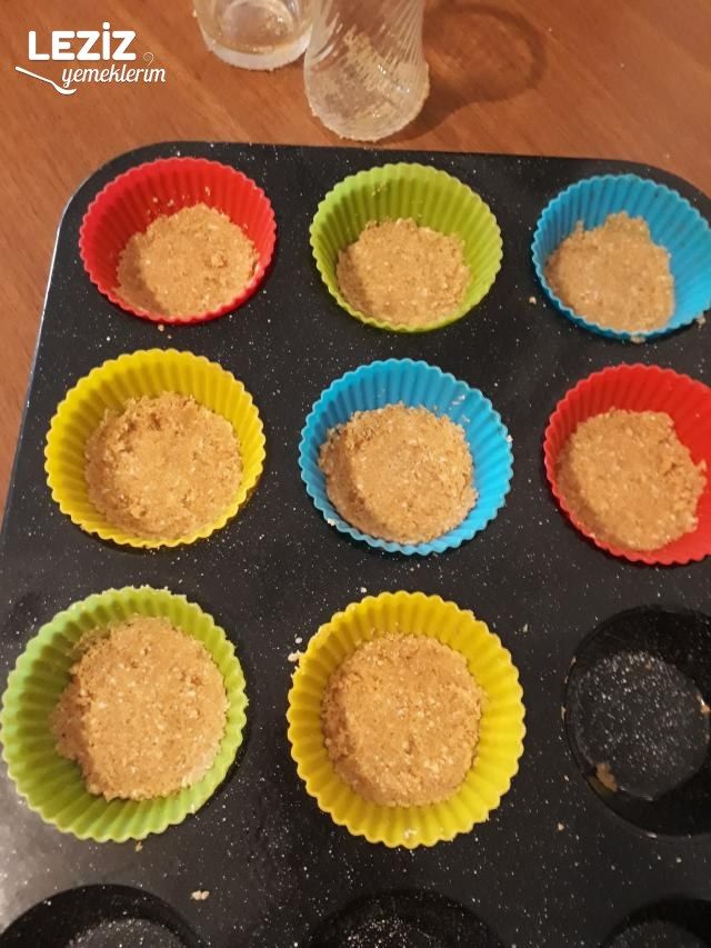 Süzme Yoğurtlu Frambuazlı Cheesecake