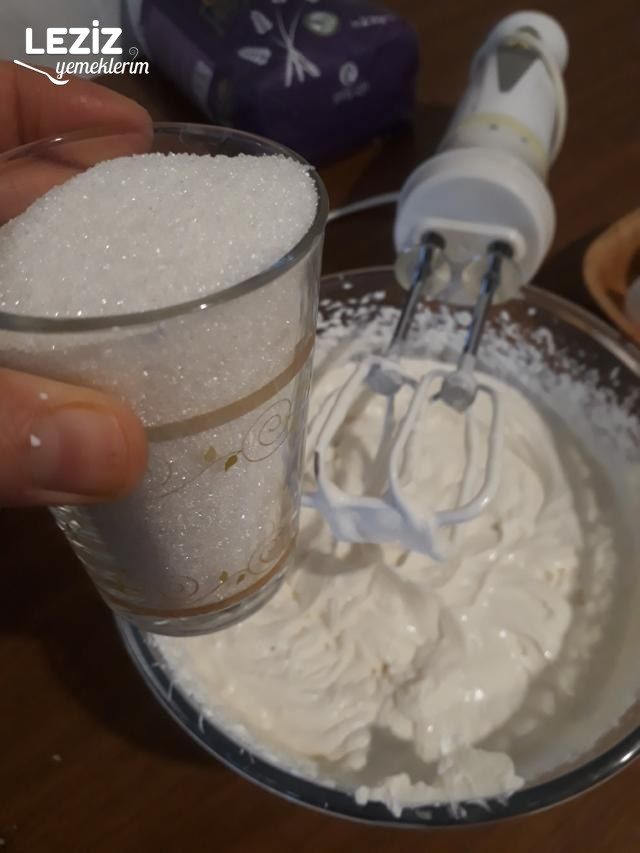 Süzme Yoğurtlu Frambuazlı Cheesecake