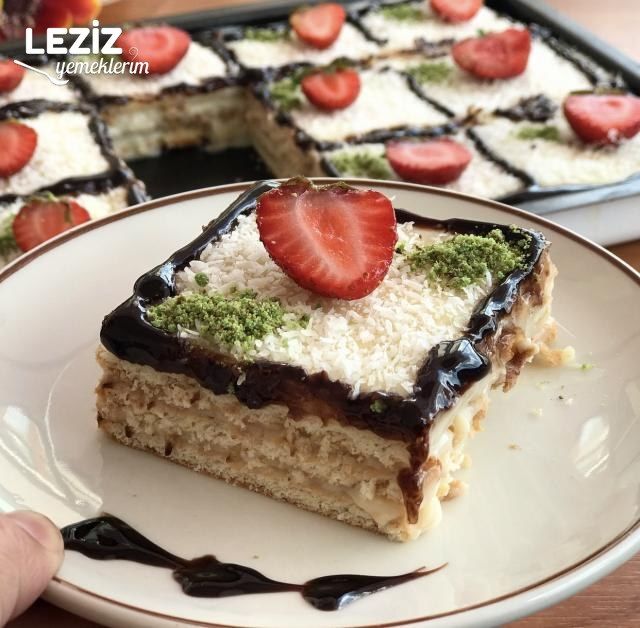 Bisküvili Pasta Tarifi (Aşama Fotoğraflı Anlatım)