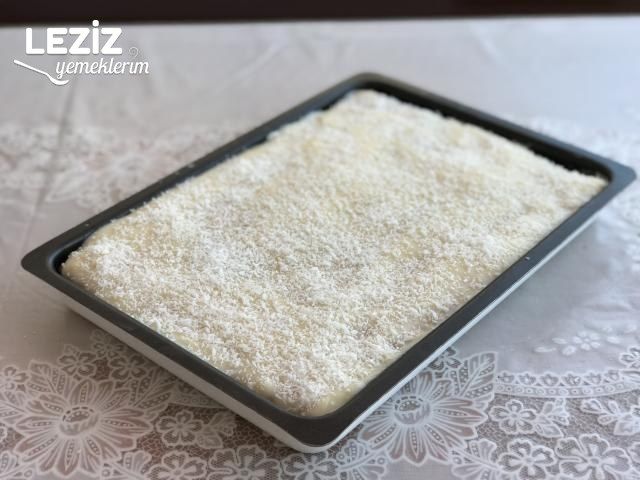 Bisküvili Pasta Tarifi (Aşama Fotoğraflı Anlatım)