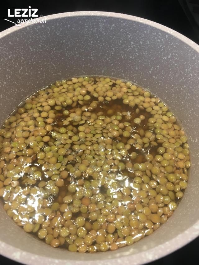 Yeşil Mercimek Köftesi