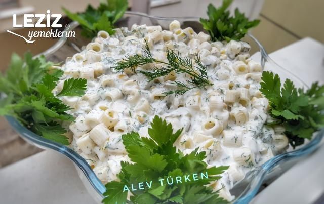 Bol Malzemeli Yoğurtlu Makarna Salatası (Gün Salatası)