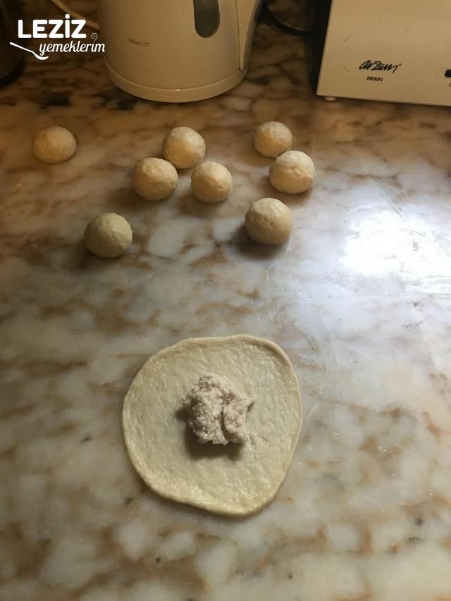 Bademli Brioche Poğaça