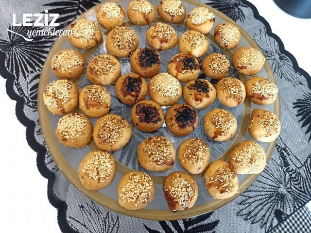 Bayatlamayan Baharatlı Tuzlu Kurabiye