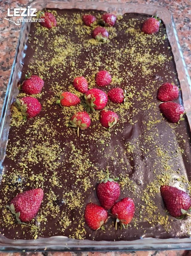 Kedidilli  Çikolatalı Pasta (Çok Lezzetli)