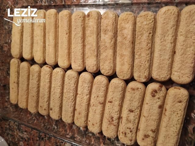 Kedidilli  Çikolatalı Pasta (Çok Lezzetli)