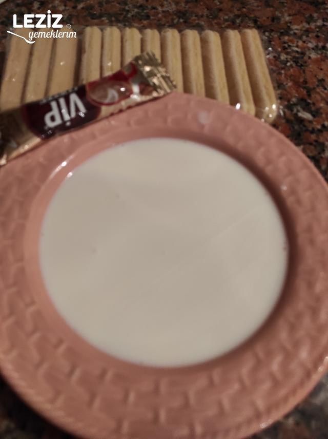 Kedidilli  Çikolatalı Pasta (Çok Lezzetli)