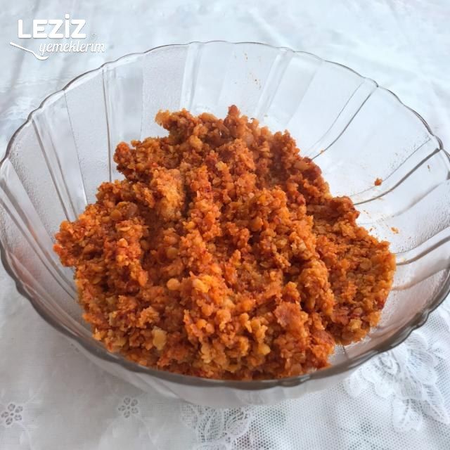 Kek Kalıbında Mercimek Köftesi