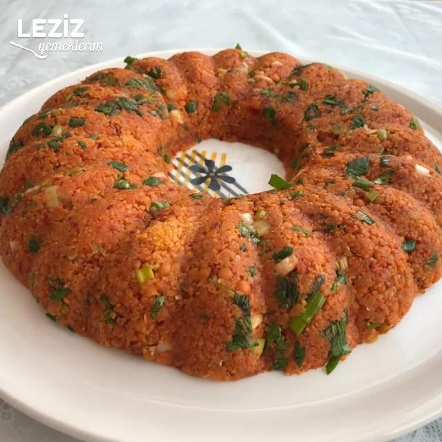 Kek Kalıbında Mercimek Köftesi