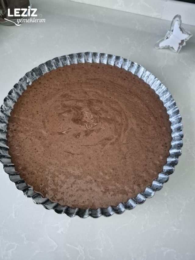Çikolatalatı Muzlu Pasta Tarifi