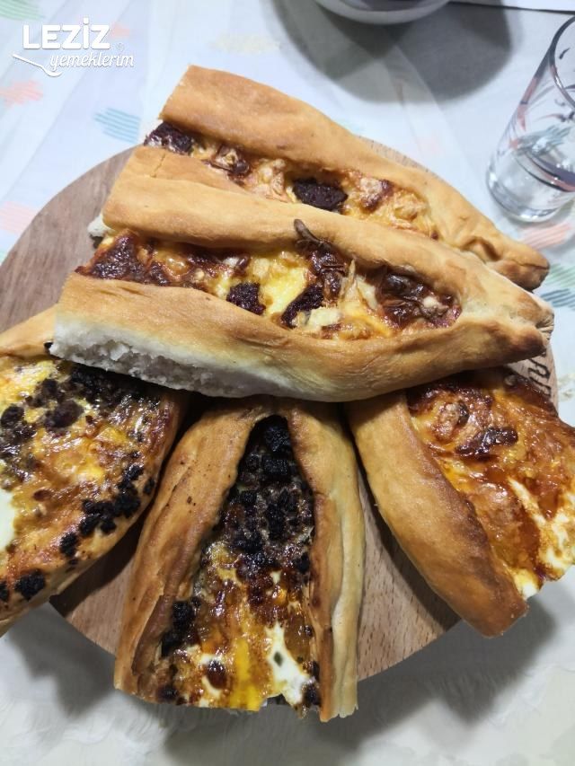 İçli Pide Nasıl Yapılır