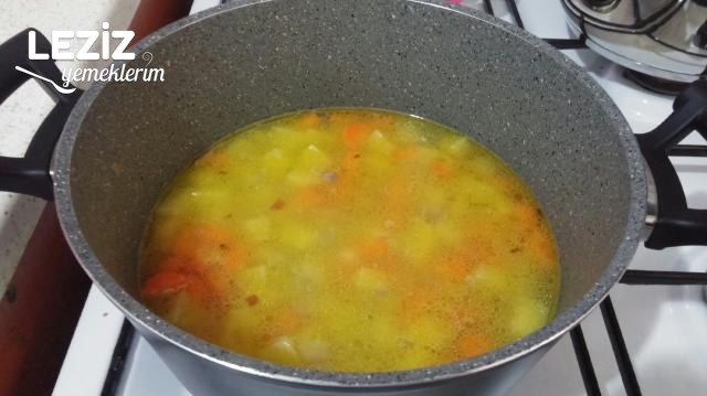 Nefis Ekşili Sulu Köfte Tarifi