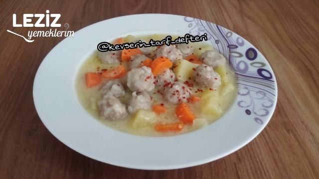 Nefis Ekşili Sulu Köfte Tarifi