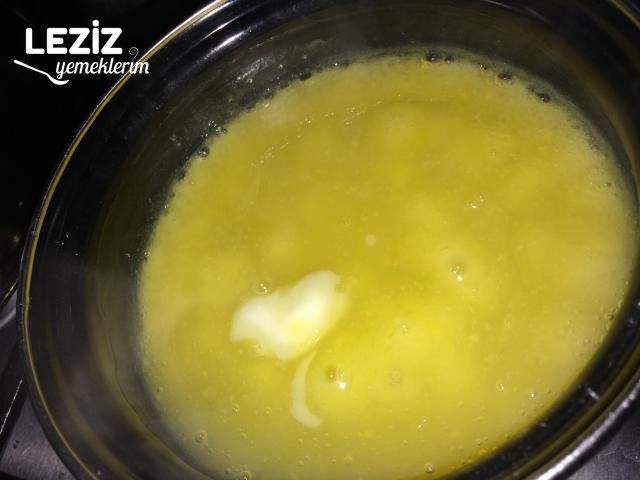 Limon Soslu İrmik Tatlısı