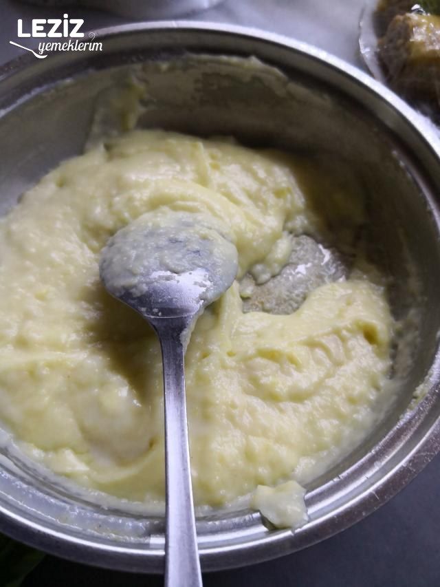 Fırında Beşamel Soslu Ispanak