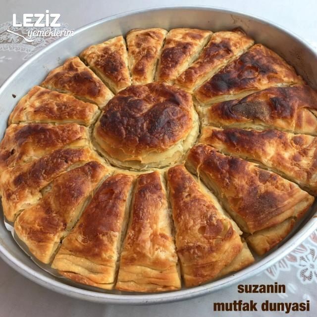 Pırasalı Arnavut Böreği