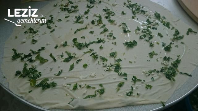 El Açması Kol Böreği