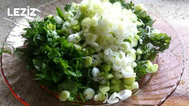 Mutfak Robotunda Yeşil Omlet