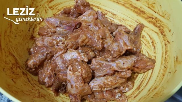 Pratik Mangal Tadında Tavada Kanat