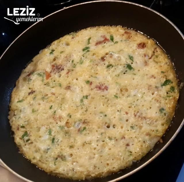 Kuru Domatesli Omlet