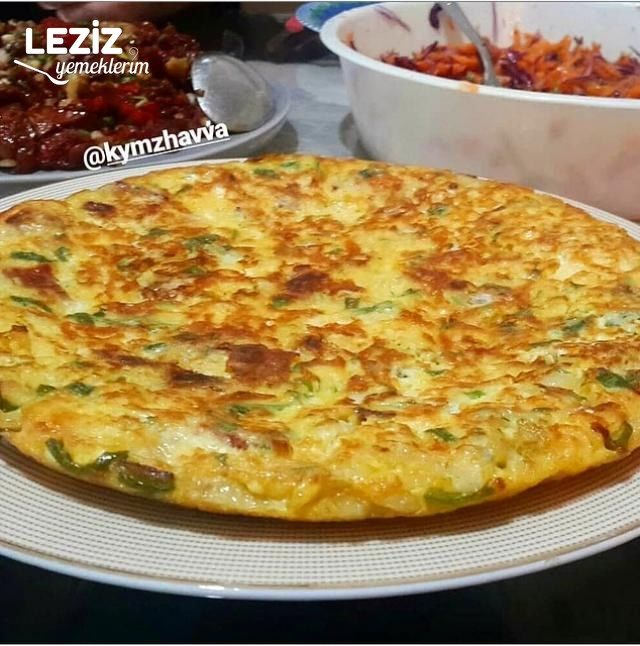 Kuru Domatesli Omlet