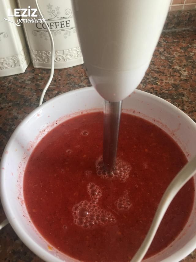 Çilekli Limonata Tarifi