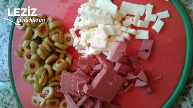 Pizza Poğaça Tarifi (Tüm Detaylarıyla)