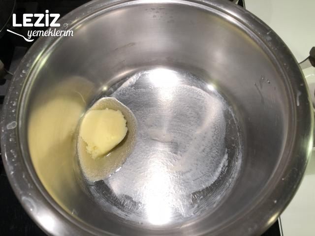 Sütlü Brokoli Çorbası Yapılışı