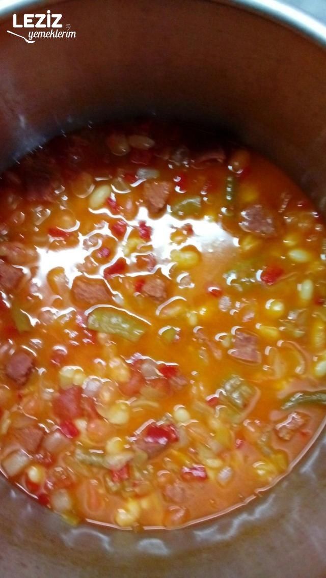 Dedenin Özel Sucuklu Kuru Fasulyesi