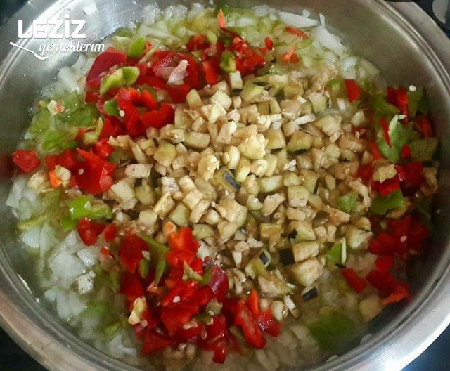 Patlıcanlı Menemen
