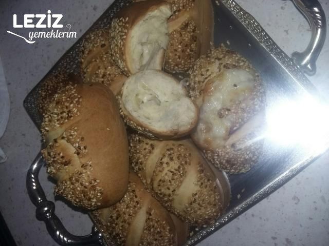 Simit Tadında Kaşarlı Poğaça