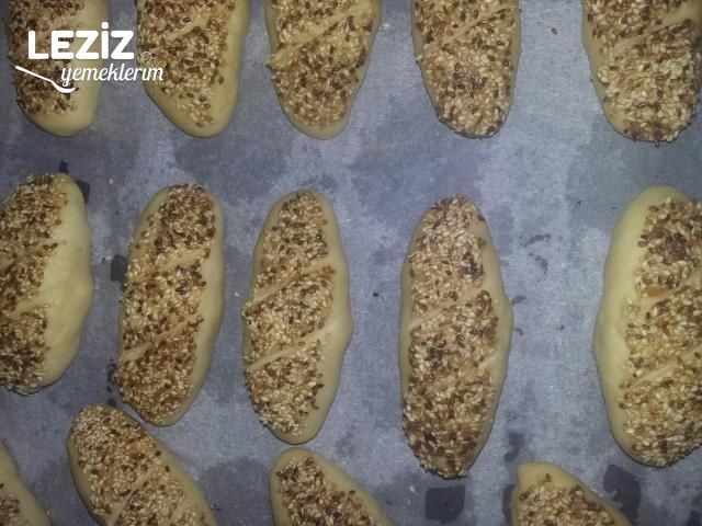 Simit Tadında Kaşarlı Poğaça