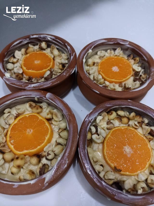 Porsiyonluk Güveçte Kek